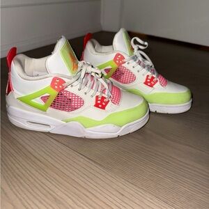 Jordan White and Green Sneakers Modern Athletic Design